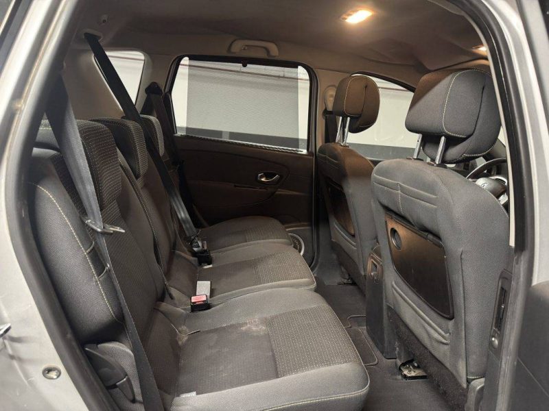 RENAULT SCENIC DYNAMIQUE 1.5 DCI 105