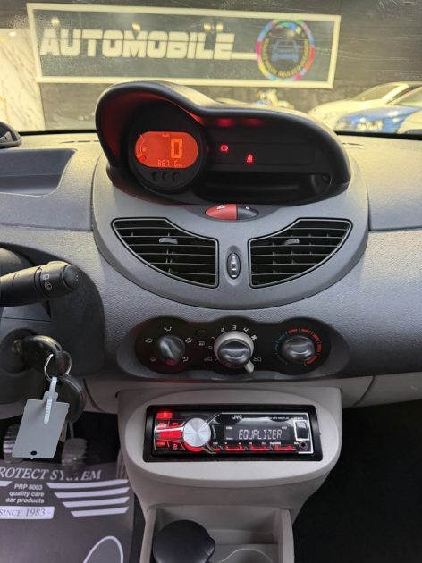 RENAULT TWINGO 1.2 ACCESS 2009 - 75 CH - 86 716Kms - Distrib ok - Parfait Etat 