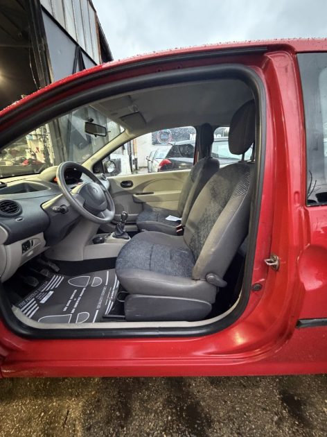RENAULT TWINGO 1.2 ACCESS 2009 - 75 CH - 86 716Kms - Distrib ok - Parfait Etat 
