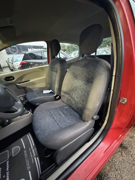 RENAULT TWINGO 1.2 ACCESS 2009 - 75 CH - 86 716Kms - Distrib ok - Parfait Etat 
