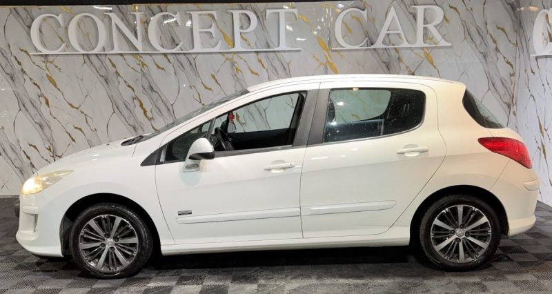 PEUGEOT 308  2009 - 69 125Kms - 120 CH - Distrib ok - Premier Main - SUIVIT PEUGEUOT