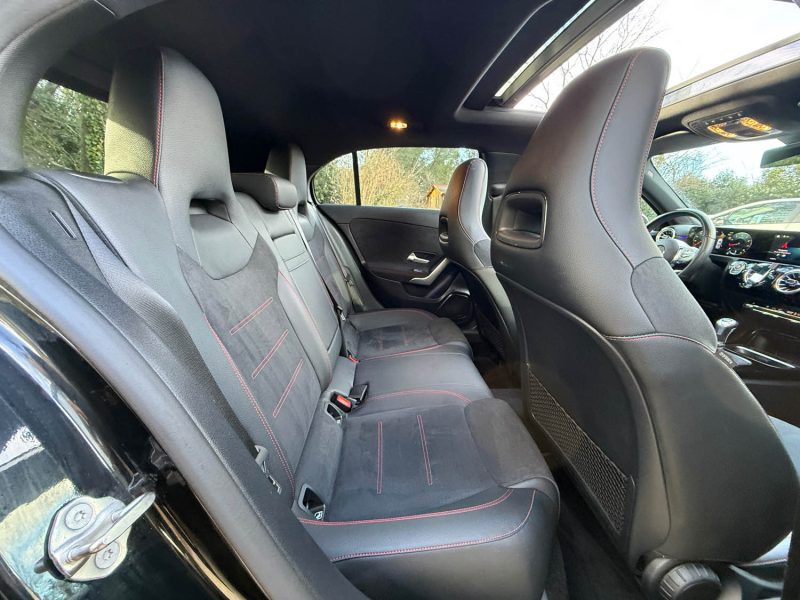 MERCEDES CLASSE A 180 136CH AMG LINE 