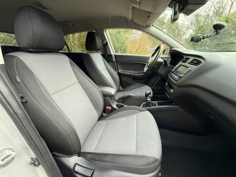 HYUNDAI I20 1.0 T-GDI 100 EDITION MONDIAL