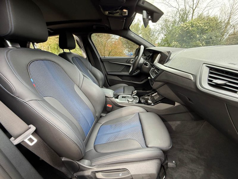 BMW SÉRIE 1 120I 178CH MSPORT  2024