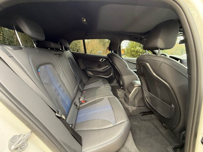 BMW SÉRIE 1 120I 178CH MSPORT  2024