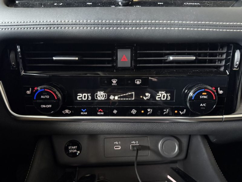 NISSAN X-TRAIL E-POWER 204ch TEKNA / 27.850km /  2023
