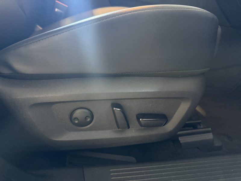 NISSAN X-TRAIL E-POWER 204ch TEKNA / 27.850km /  2023