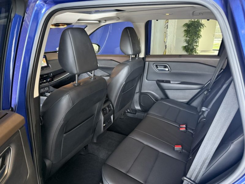 NISSAN X-TRAIL E-POWER 204ch TEKNA / 27.850km /  2023
