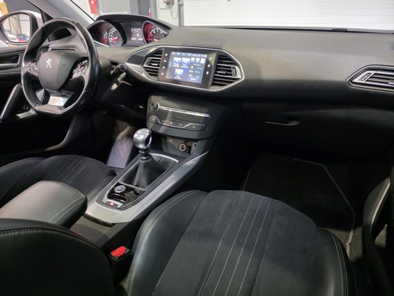 PEUGEOT 308 1.6thp 156cv FELINE / SUIVI COMPLET / DISTRI OK