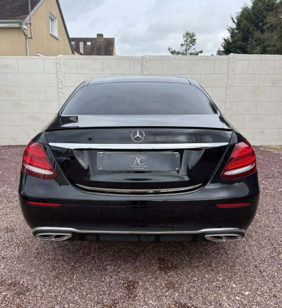 MERCEDES CLASSE E220D SPORTLINE BVA 9G-TRONIC 194ch / TOIT OUVRANT PANORAMIQUE / CAMÉRA DE RECUL