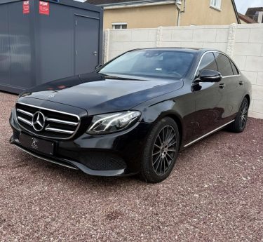 MERCEDES CLASSE E220D SPORTLINE BVA 9G-TRONIC 194ch / TOIT OUVRANT PANORAMIQUE / CAMÉRA DE RECUL