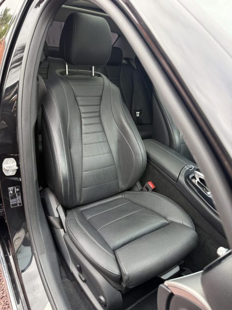 MERCEDES CLASSE E220D SPORTLINE BVA 9G-TRONIC 194ch / TOIT OUVRANT PANORAMIQUE / CAMÉRA DE RECUL
