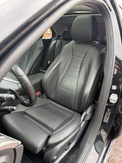 MERCEDES CLASSE E220D SPORTLINE BVA 9G-TRONIC 194ch / TOIT OUVRANT PANORAMIQUE / CAMÉRA DE RECUL