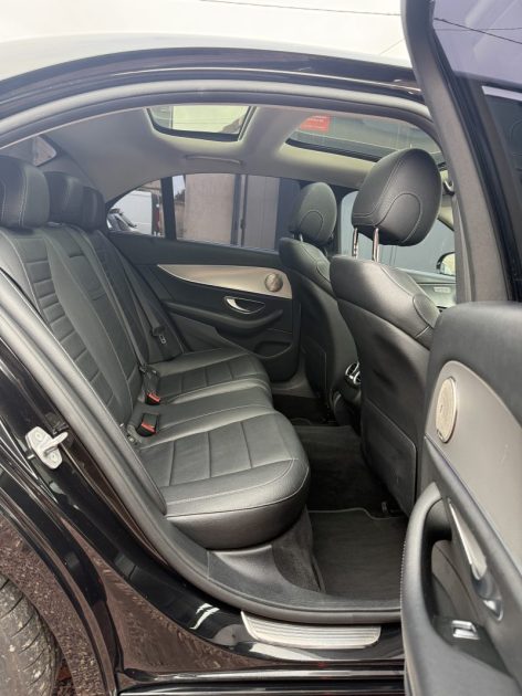MERCEDES CLASSE E220D SPORTLINE BVA 9G-TRONIC 194ch / TOIT OUVRANT PANORAMIQUE / CAMÉRA DE RECUL
