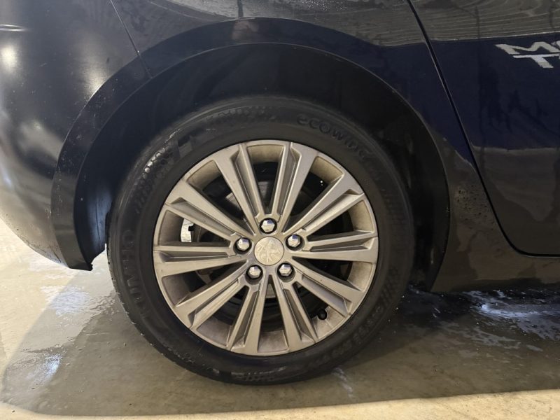 PEUGEOT 308 1.2 ALLURE / CAR PLAY / 79.000km / 2017