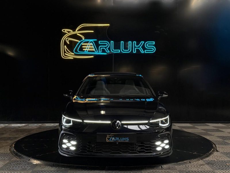 VOLKSWAGEN GOLF 8 GTD 2.0 Tdi 200cv DSG7 / TOIT OUVRANT + AFFICHAGE TETE HAUTE + CUIR ELEC + H&K /