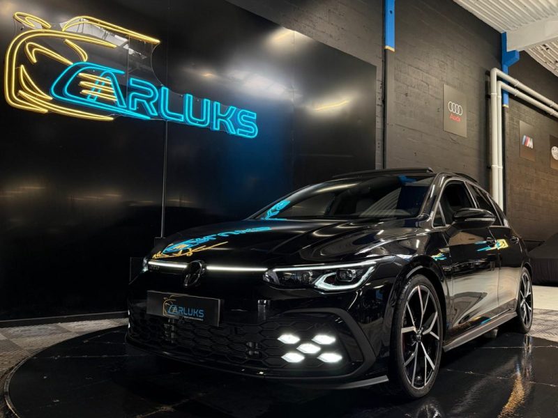 VOLKSWAGEN GOLF 8 GTD 2.0 Tdi 200cv DSG7 / TOIT OUVRANT + AFFICHAGE TETE HAUTE + CUIR ELEC + H&K /