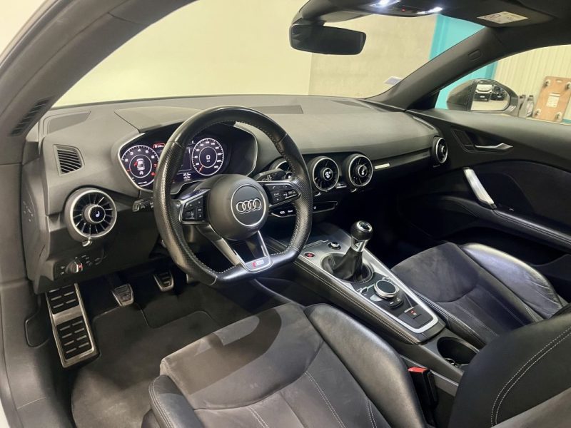 AUDI TT Coupé MK3 2.0 TFSI 230ch S-Line Boite manuelle