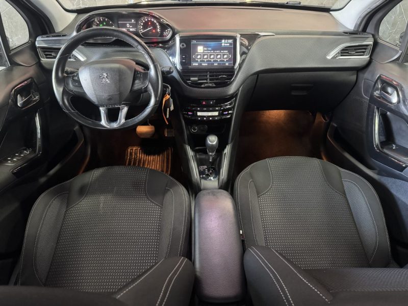PEUGEOT 208 1.2 PURETECH 110CH E6.C GT LINE S&S EAT6 5P 2018