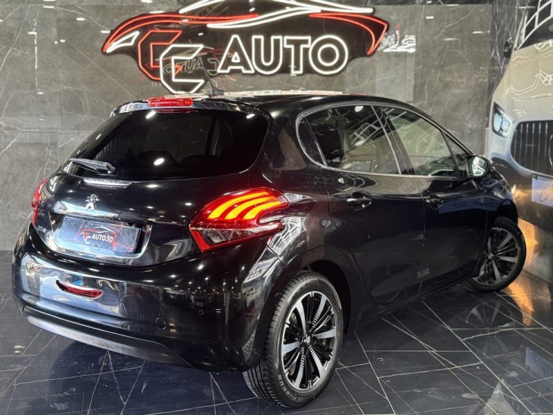 PEUGEOT 208 1.2 PURETECH 110CH E6.C GT LINE S&S EAT6 5P 2018