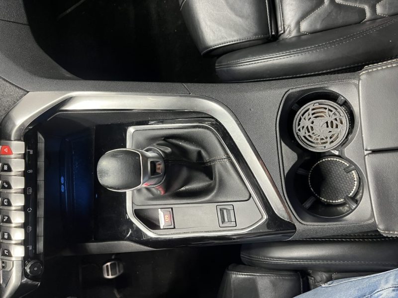 Peugeot 3008 1.6 BlueHDI 120ch GT-Line S&S | Cuir complet | Sièges massant | Sièges chauffants