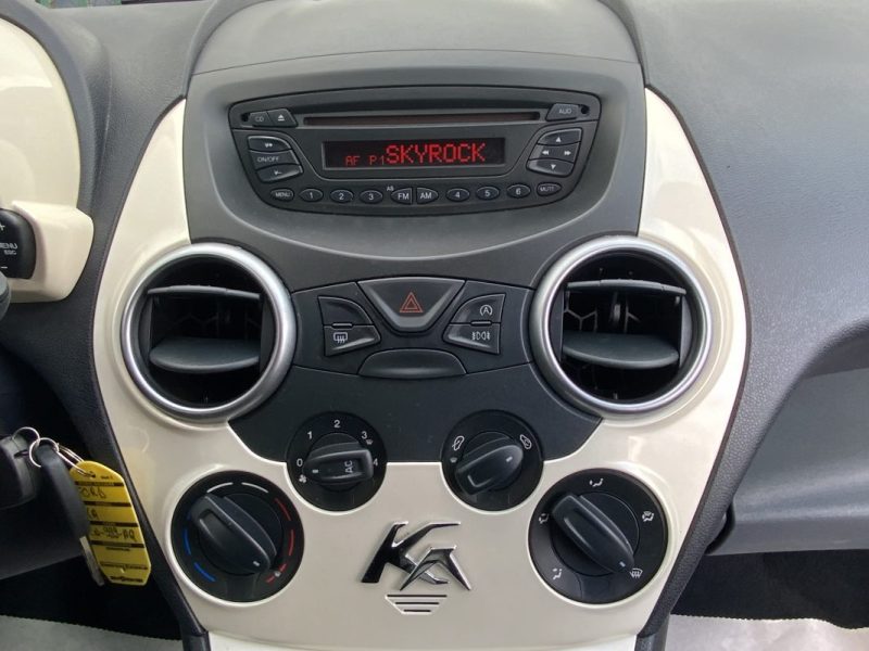 FORD KA 1.3 TDCI 75CH TITANIUM 2012