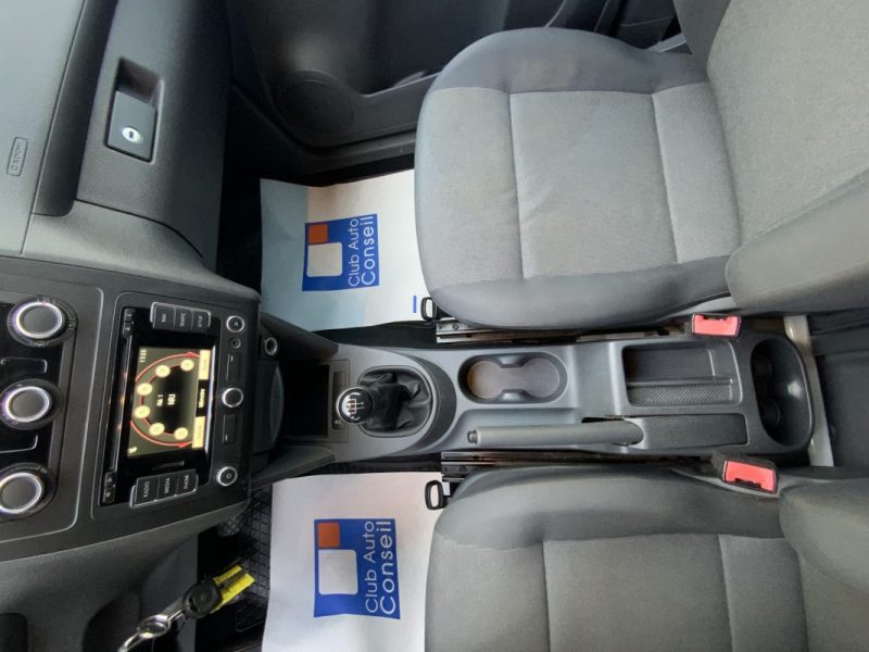 VOLKSWAGEN CADDY VAN 1.6 TDI 102 BUSINESS LINE 2014 * CROCHET D’ATTELAGE 