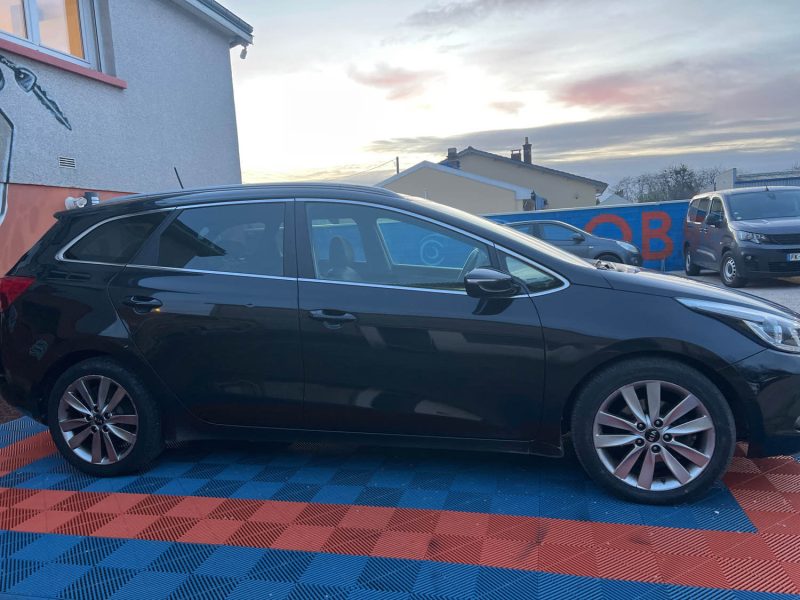 KIA CEE-D 1.6 CRDI 128CH ACTIVE 2013