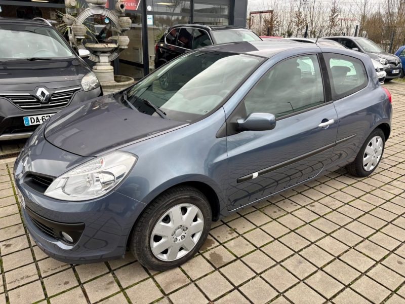 RENAULT CLIO III BVA 1.6i 16V 112 CH 2007 CONFORT