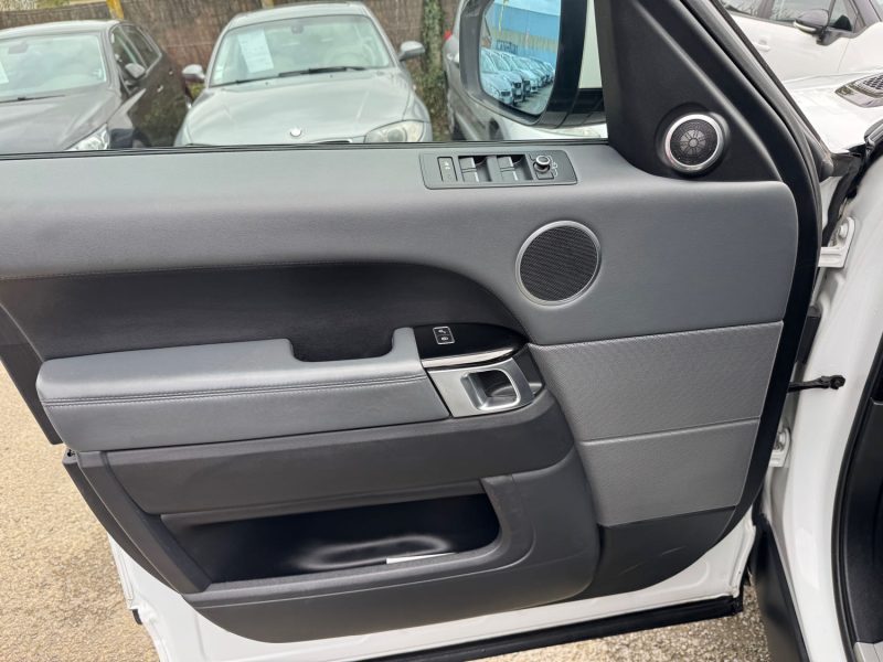 LAND ROVER RANGE SPORT 