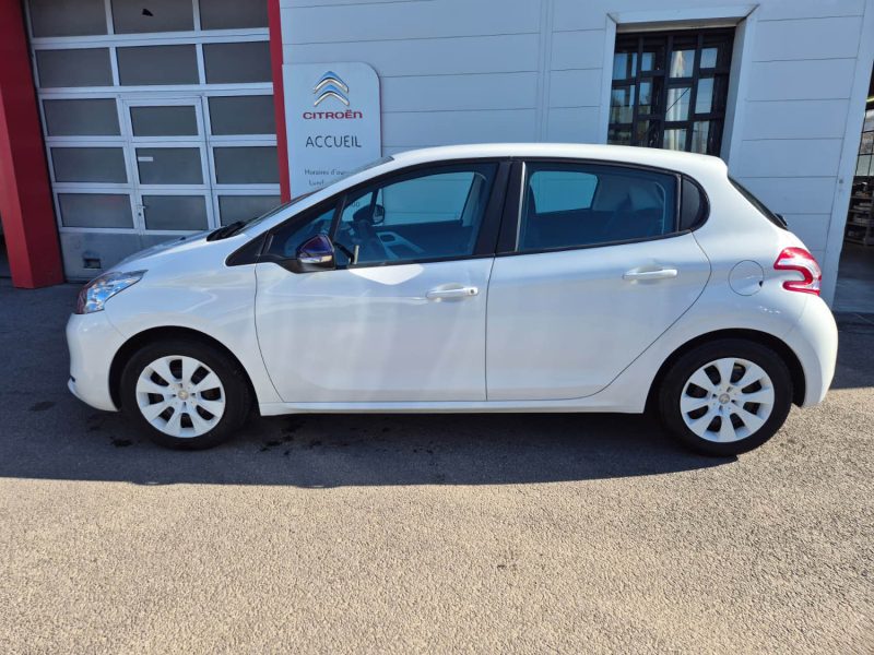 PEUGEOT 208 1.0 PURETECH LIKE 5P 2014