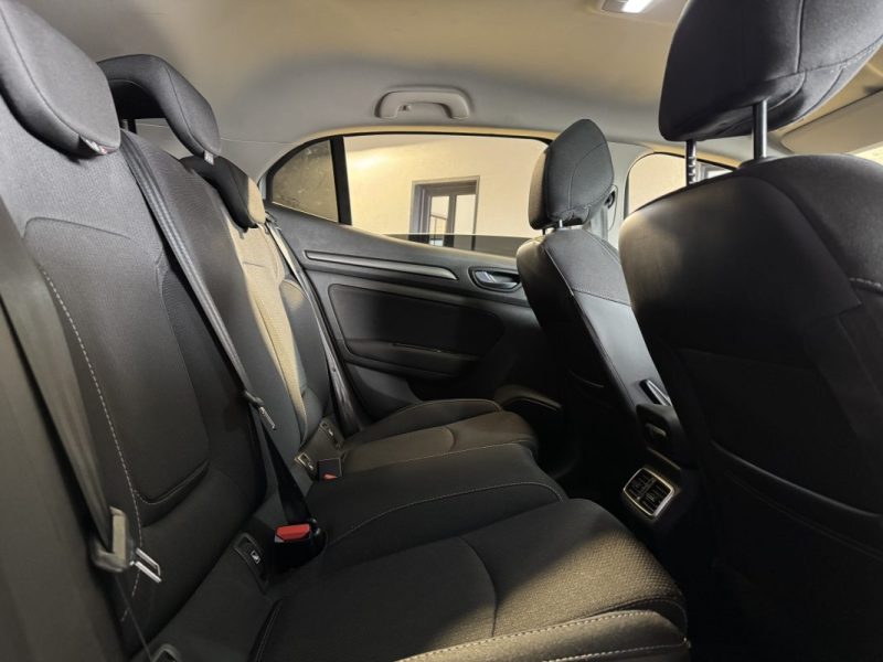 RENAULT MEGANE IV 1.6 E-TECH PLUG-IN 160CH BUSINESS HYBRIDE RECHARGEABLE