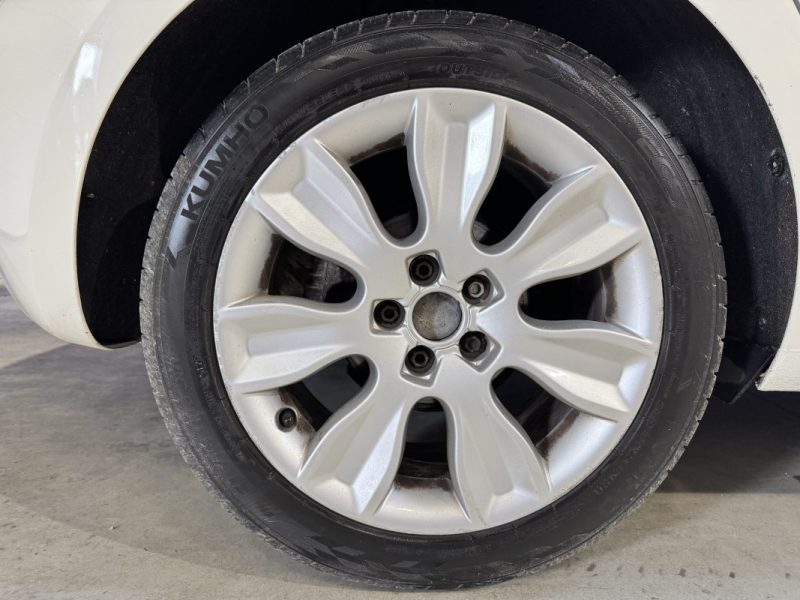 AUDI A1 SPORTBACK 1.2 TFSI 86 ch AMBITION / DISTRI OK / SUIVI D ENTRETIEN