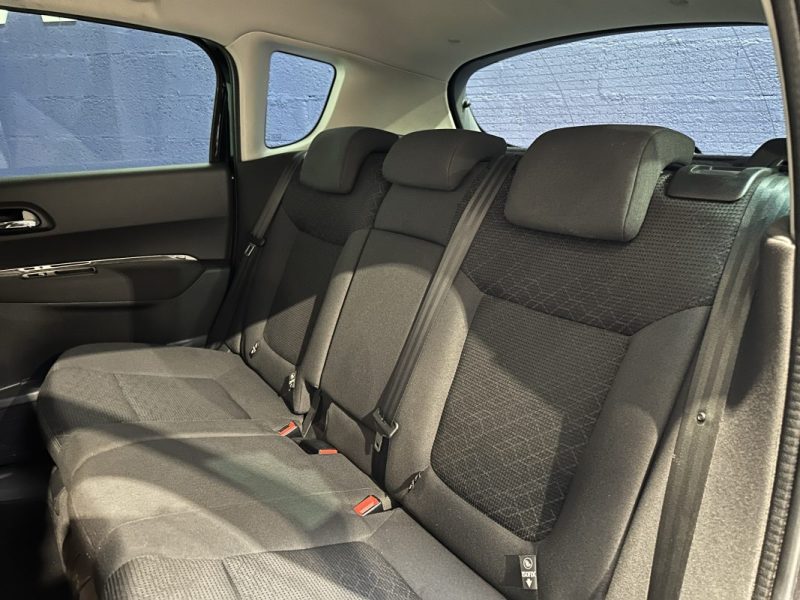 PEUGEOT 3008 1.6 BLUEHDI 120CH ALLURE S&S EAT6 - KIT DISTRIBUTION NEUF 