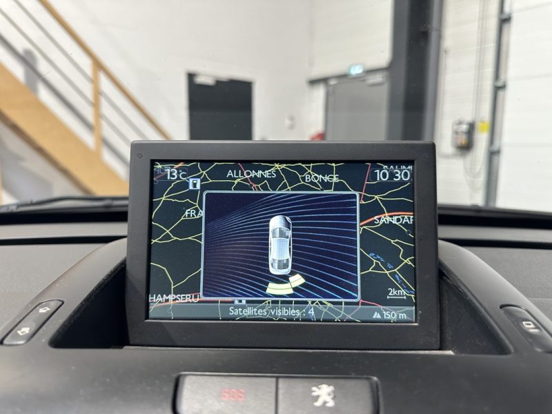 PEUGEOT 3008 1.6 BLUEHDI 120CH ALLURE S&S EAT6 - KIT DISTRIBUTION NEUF 