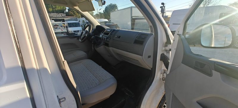 VOLKSWAGEN TRANSPORTER VOLKSWAGEN TRANSPORTER 2011