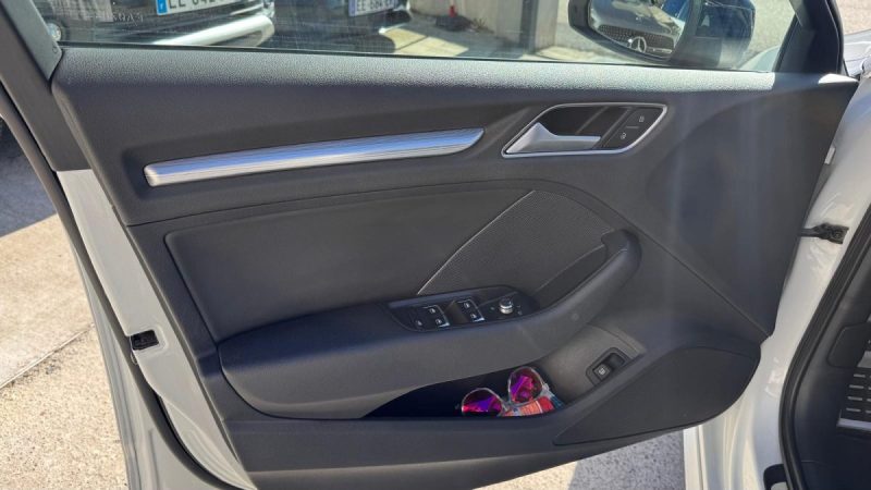 AUDI A3 1.4 TFSI 204CH E-TRON AMBIENTE S TRONIC 6 2015 TOIT OUVRANT 