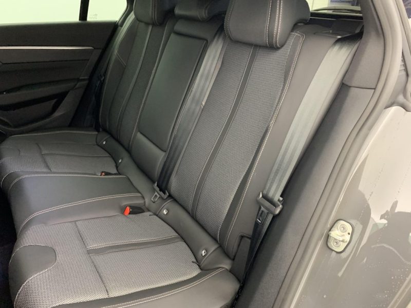 PEUGEOT 508 SW HYBRID 180 E-EAT8 ALLURE 2025