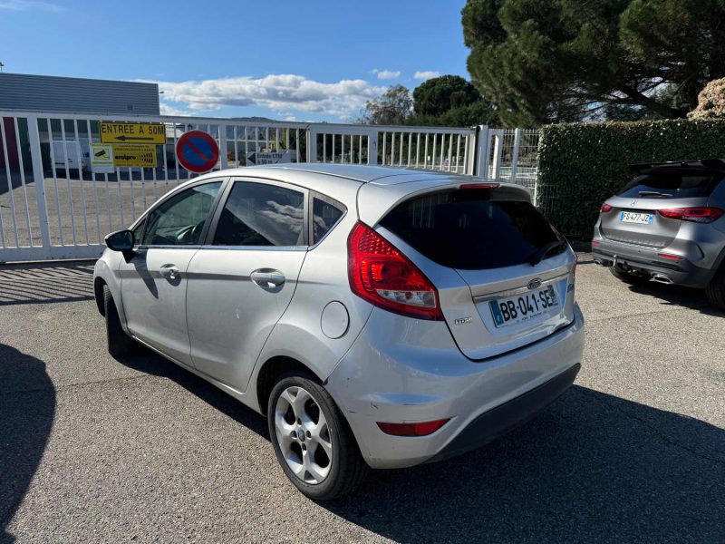FORD FIESTA 1.6 TDCI 95 TITANIUM + GARANTIE 