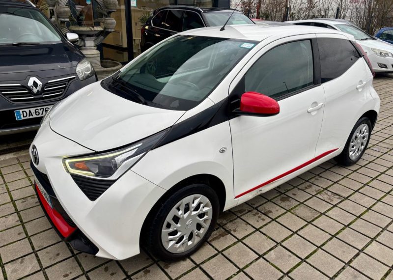 TOYOTA AYGO II 1.0 VVT-I 72CH X-PLAY MY20 2021