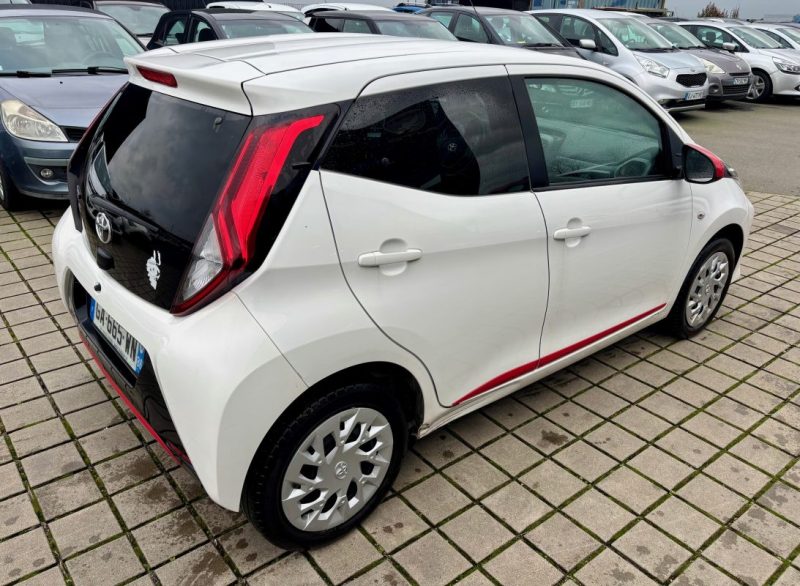 TOYOTA AYGO II 1.0 VVT-I 72CH X-PLAY MY20 2021