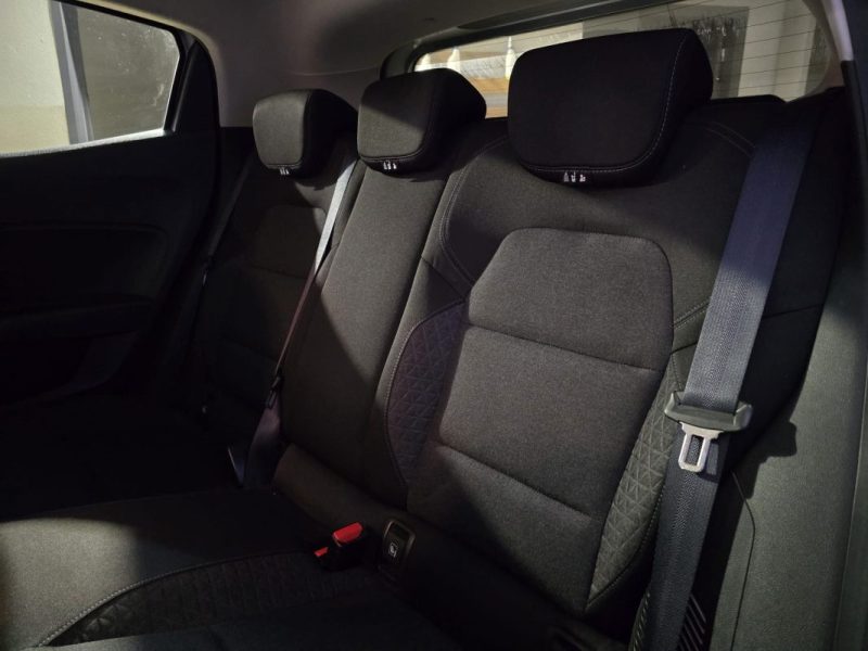 RENAULT CLIO 5 1.6 E-TECH BUSINESS 140Cv - BVA -ENTRETIEN COMPLET - CARPLAY-CT OK