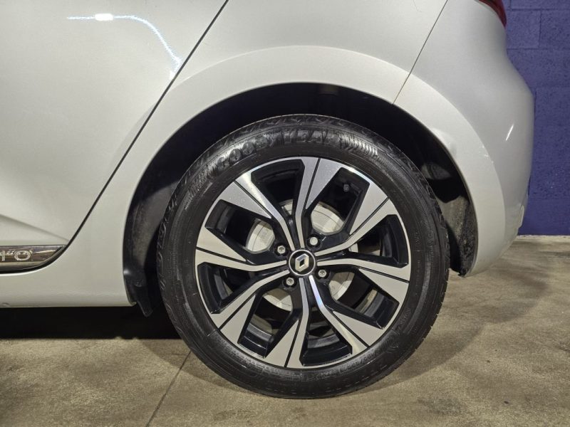 RENAULT CLIO 5 1.6 E-TECH BUSINESS 140Cv - BVA -ENTRETIEN COMPLET - CARPLAY-CT OK