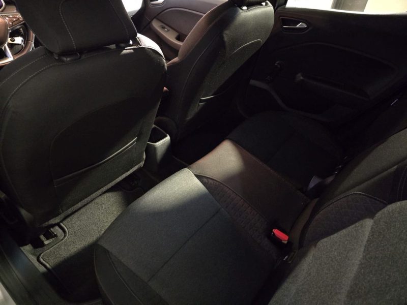 RENAULT CLIO 5 1.6 E-TECH BUSINESS 140Cv - BVA -ENTRETIEN COMPLET - CARPLAY-CT OK