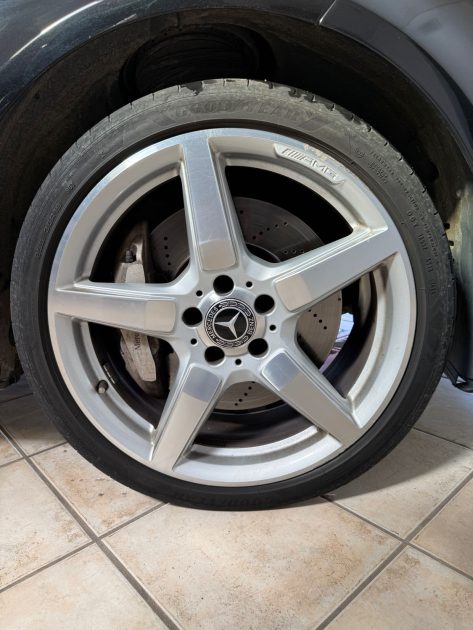 Mercedes-Benz CLS 500 Shooting Brake 4MATIC – V8 408ch – Élégance rare & configuration haut de gamme