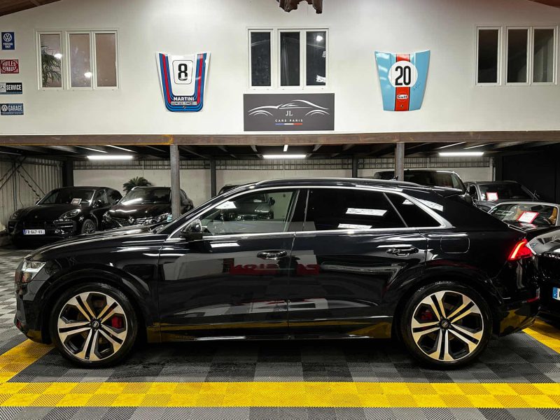 MAGNIFIQUE AUDI Q8 55 TFSI E QUATTRO AVUS 381 CH (FULL SUIVI D’ENTRETIEN AUDI, ATTELAGE)
