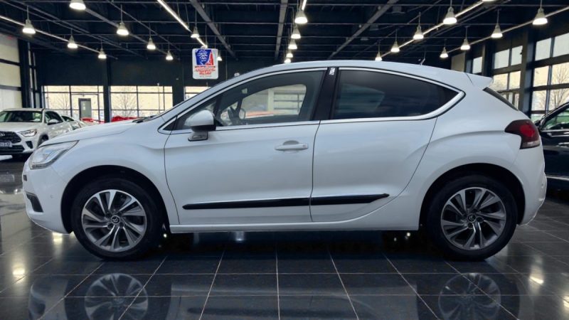 CITROEN DS DS4 1.6 TURBO 200CV SPORT CHIC TOUTES OPTIONS GARANTIE 6MOIS
