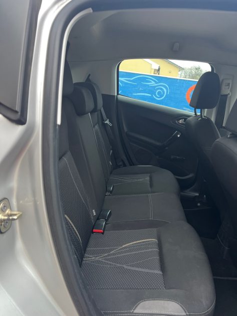 PEUGEOT 208 1.6 E-HDI FAP  92 CV 2012