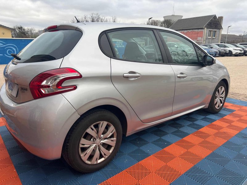 PEUGEOT 208 1.6 E-HDI FAP  92 CV 2012