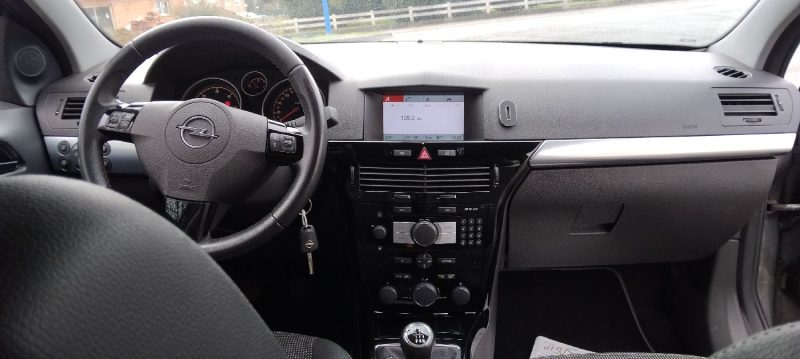 OPEL ASTRA 1.3 CDTI 90 CV GTC AN  2010 136 KM
